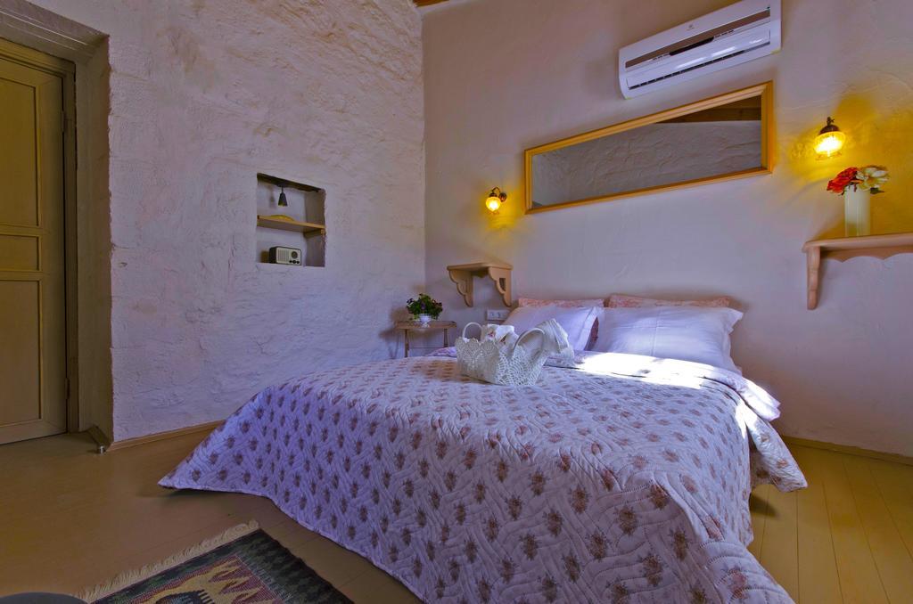 Lilyum Alacati - Tas Ev Экстерьер фото