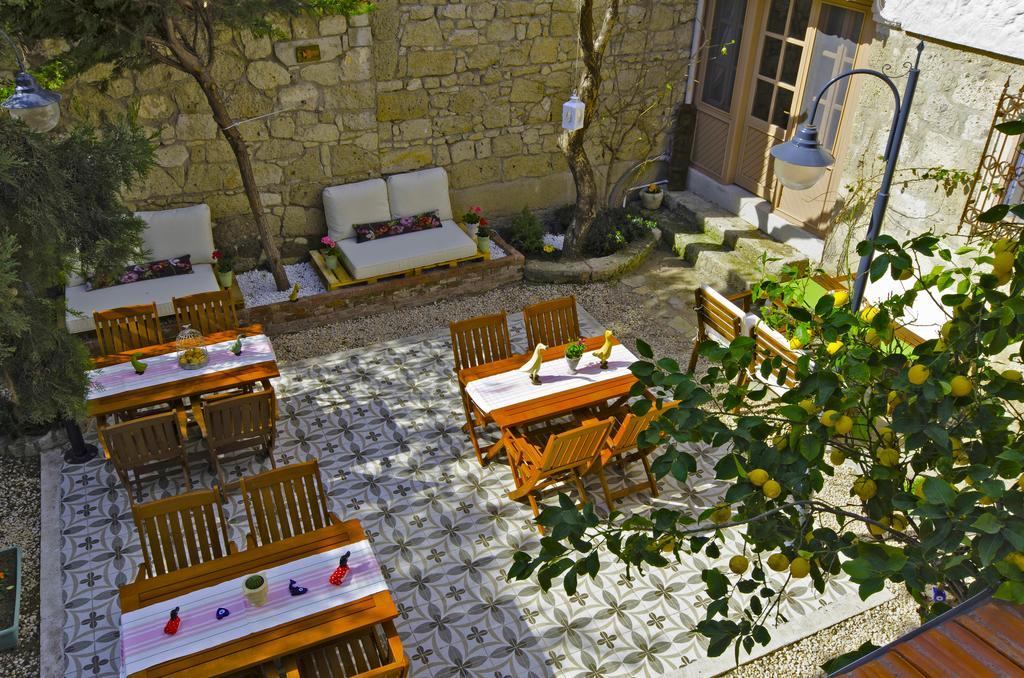 Lilyum Alacati - Tas Ev Экстерьер фото