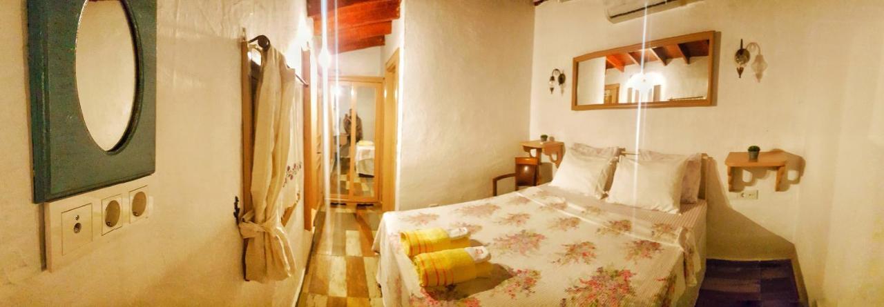 Lilyum Alacati - Tas Ev Экстерьер фото